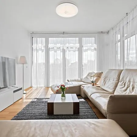 Bodensee-oase Istayunixi Seenaehe-suite-terrasse-netflix Friedrichshafen