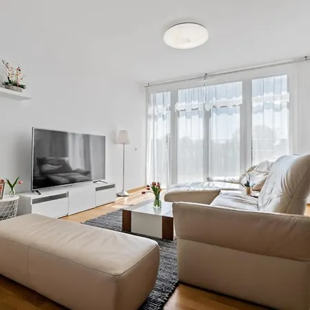 Bodensee-oase Istayunixi Seenaehe-suite-terrasse-netflix-parkplatz *