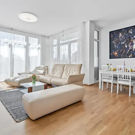 Bodensee-oase Istayunixi Seenaehe-suite-terrasse-netflix Daire Friedrichshafen