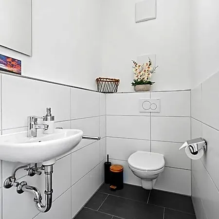 Bodensee-oase Istayunixi Seenaehe-suite-terrasse-netflix Appartamento Friedrichshafen